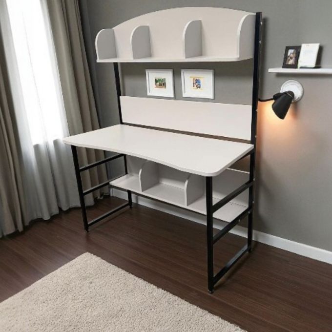 Стіл робочий на металокаркасі з надбудовою