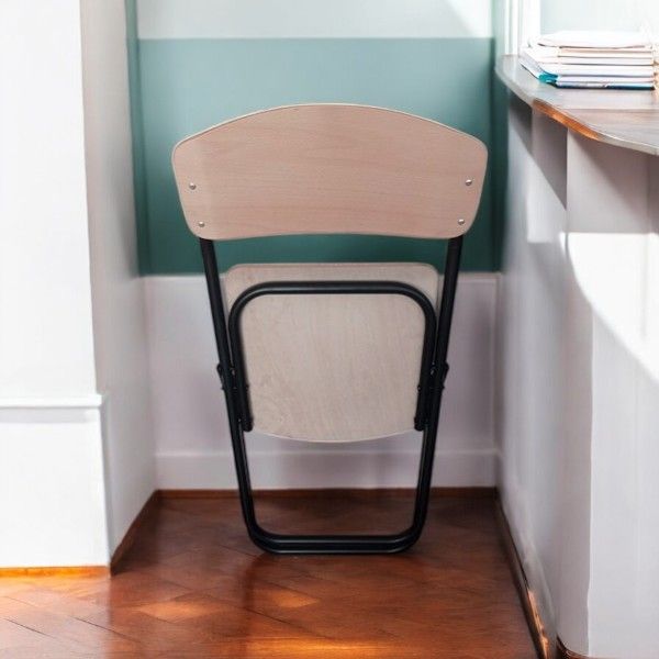 Стілець розкладний на металокаркасі (підходить для укриття)